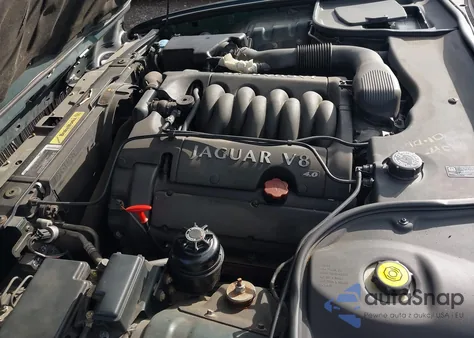 2000 Jaguar Xj8 from USA, damaged, VIN SAJDA14CXYLF17314